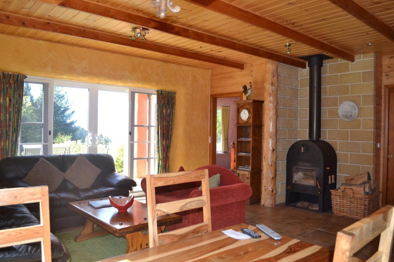 Whispering Spirit Holiday Cottages & Mini Ponies Franklin Exterior foto
